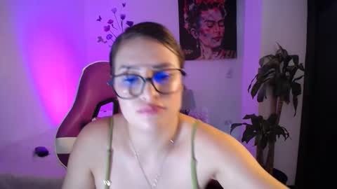 Esmeralda online show from February 27, 10:21 pm