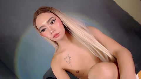 esmeralda28x online show from April 26, 8:50 pm