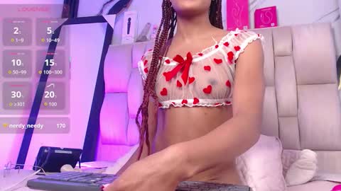 Snapshot of esmeralda_bk chatting on February 17, 11:00 pm esmeralda_bk online show from February 17, 11:00 pm