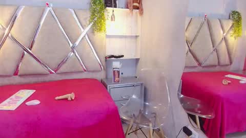 esmeralda online show from October 30, 5:13 pm