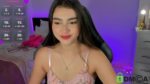 Snapshot of esmeralda_le chatting on July 20, 11:12 am Esmeralda online show from July 20, 11:12 am