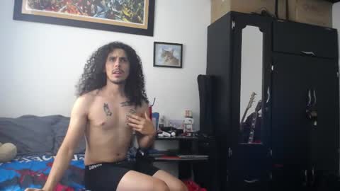 Esnider online show from June 24, 5:45 pm