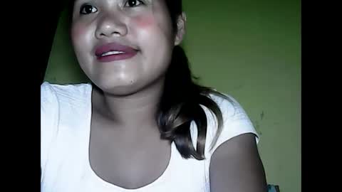 Snapshot of especialgirl_28 chatting on January 22, 3:29 pm especialgirl_28 online show from January 22, 3:29 pm