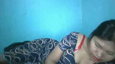 Snapshot of especialgirl_28 chatting on September 10, 5:13 pm especialgirl_28 online show from September 10, 5:13 pm