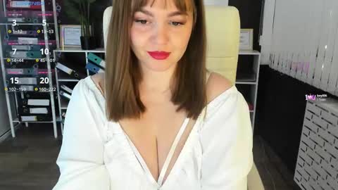 Ava online show from September 9, 1:49 am