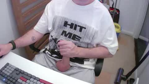 Snapshot of essex_wild chatting on October 14, 9:15 pm Morph online show from October 14, 9:15 pm