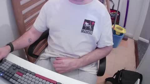 Snapshot of essex_wild chatting on December 21, 8:38 pm Morph online show from December 21, 8:38 pm