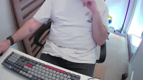 Snapshot of essex_wild chatting on January 19, 1:26 pm Morph online show from January 19, 1:26 pm