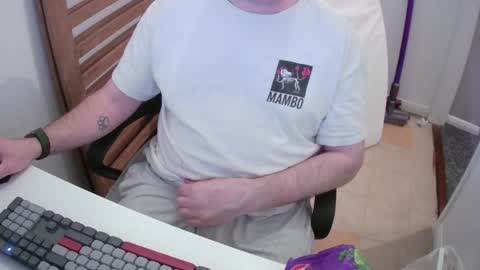 Morph online show from May 5, 9:01 pm