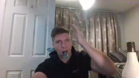 Snapshot of essexlad2022 chatting on February 19, 8:38 pm essexlad2022 online show from February 19, 8:38 pm