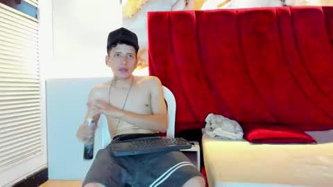 ESTEBAN online show from January 16, 7:40 pm