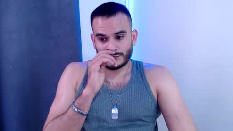 Snapshot of esteban_fer chatting on December 13, 9:20 pm Esteban Fernandez online show from December 13, 9:20 pm