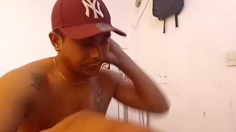 wailer1996 online show from October 18, 6:19 pm