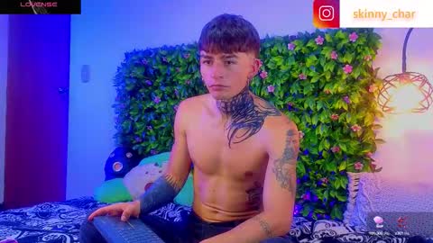 Esteban independent model online show from October 9, 9:02 pm