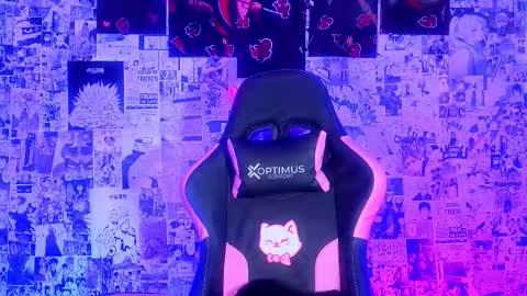 Esteban independent model online show from March 16, 12:53 pm