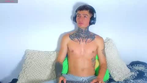 Esteban independent model online show from June 20, 11:07 pm