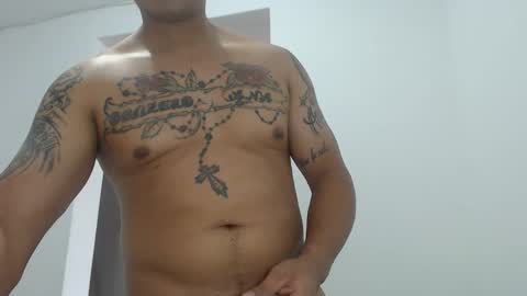 Snapshot of estebanmed92 chatting on January 8, 4:09 pm estebanmed92 online show from January 8, 4:09 pm