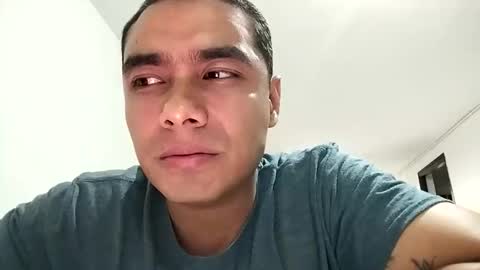 Snapshot of estebanmed92 chatting on March 31, 10:54 pm estebanmed92 online show from March 31, 10:54 pm