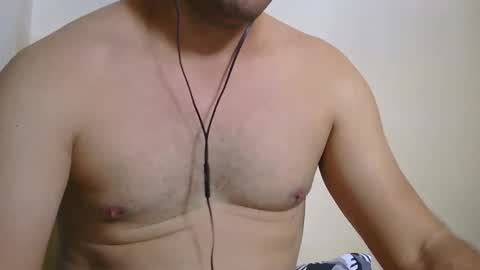 Estebman007 online show from May 18, 7:31 pm
