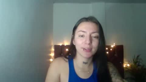 Snapshot of estefa1 chatting on April 7, 5:30 am estefa1 online show from April 7, 5:30 am
