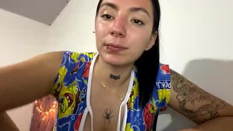 Snapshot of estefa1 chatting on April 12, 6:51 am estefa1 online show from April 12, 6:51 am