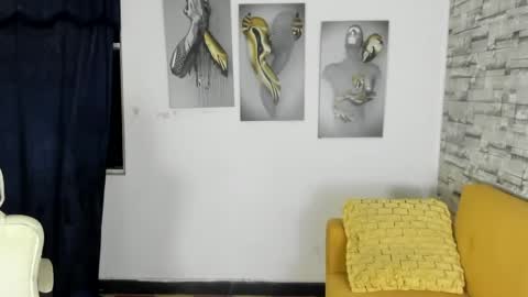 estefani robles online show from July 4, 12:50 am