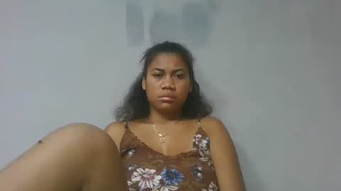 Snapshot of estelah796836 chatting on May 18, 3:35 am estelah796836 online show from May 18, 3:35 am