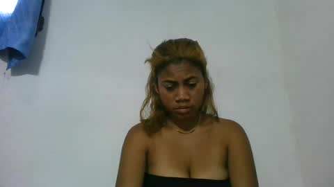 Snapshot of estelah796836 chatting on June 15, 4:47 am estelah796836 online show from June 15, 4:47 am