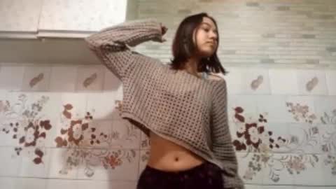 estellekirbo online show from March 20, 1:27 pm