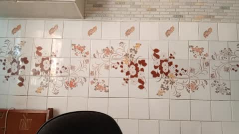 estellekirbo online show from March 29, 1:00 pm