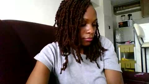 yasbaby19982015 online show from May 13, 8:23 am