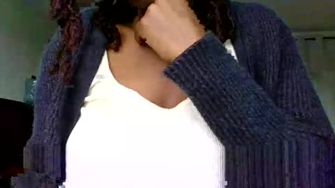 yasbaby19982015 online show from May 18, 7:03 am