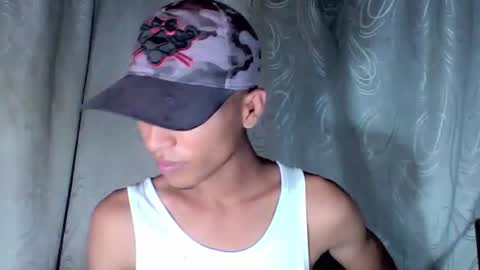 estiben_party online show from July 7, 8:46 pm