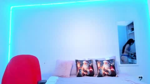 Estrellita online show from December 26, 7:49 pm