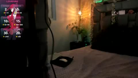 Snapshot of estrellaa_11 chatting on April 2, 12:03 pm estrellaa_11 online show from April 2, 12:03 pm