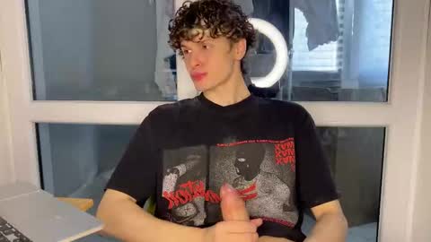 Snapshot of estremecerse chatting on March 10, 10:20 am Alex online show from March 10, 10:20 am