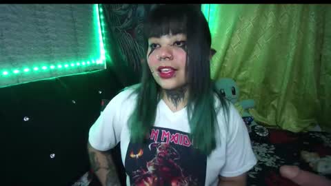 Snapshot of eta_carinae6 chatting on September 27, 3:33 am eta_carinae6 online show from September 27, 3:33 am