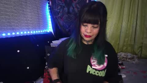 Snapshot of eta_carinae6 chatting on October 22, 2:34 am eta_carinae6 online show from October 22, 2:34 am