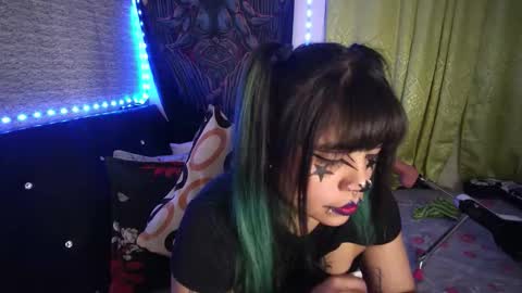 Snapshot of eta_carinae6 chatting on October 25, 3:36 am eta_carinae6 online show from October 25, 3:36 am