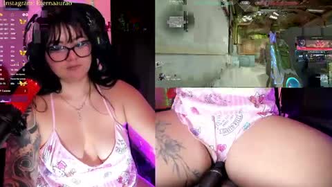 Aura online show from May 11, 4:04 pm
