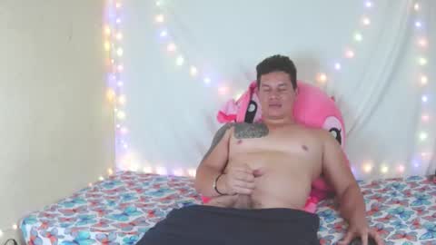 Snapshot of eternalfuego chatting on February 14, 5:59 am eternalfuego online show from February 14, 5:59 am