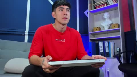 Snapshot of etham_wolf_ chatting on September 27, 12:32 pm Etham online show from September 27, 12:32 pm