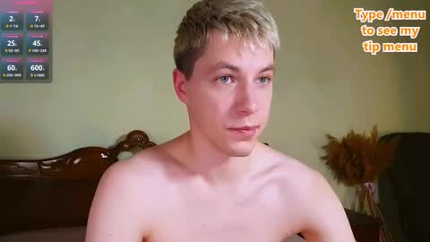 Ethan online show from January 15, 1:43 am