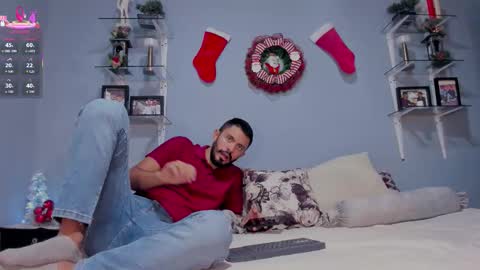 ADAM TAYLOR  ETHAN CAMBAL INDEPENDENT MODELS online show from November 26, 5:47 pm