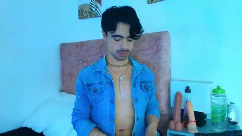 ethan  online show from January 14, 3:45 am