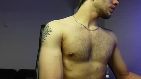Ethan online show from October 5, 12:25 pm