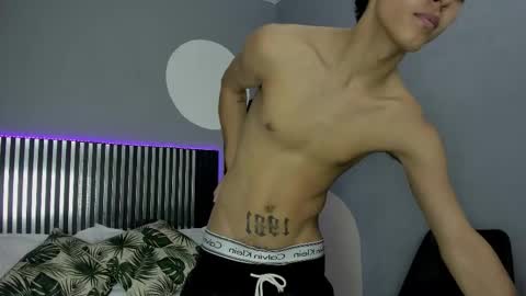 E T H A N  online show from March 20, 9:30 pm