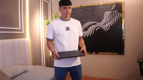 ethan_occonor online show from November 18, 12:31 pm