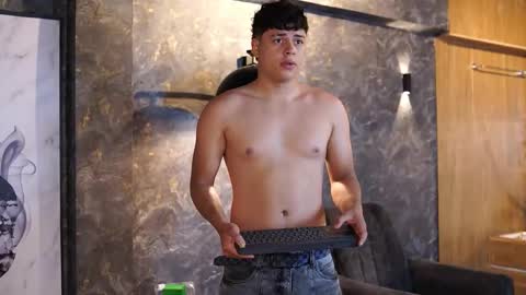 ethan_occonor online show from March 30, 12:39 pm