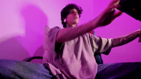 Snapshot of ethan_sykes chatting on September 21, 3:19 am Ethan sykes online show from September 21, 3:19 am